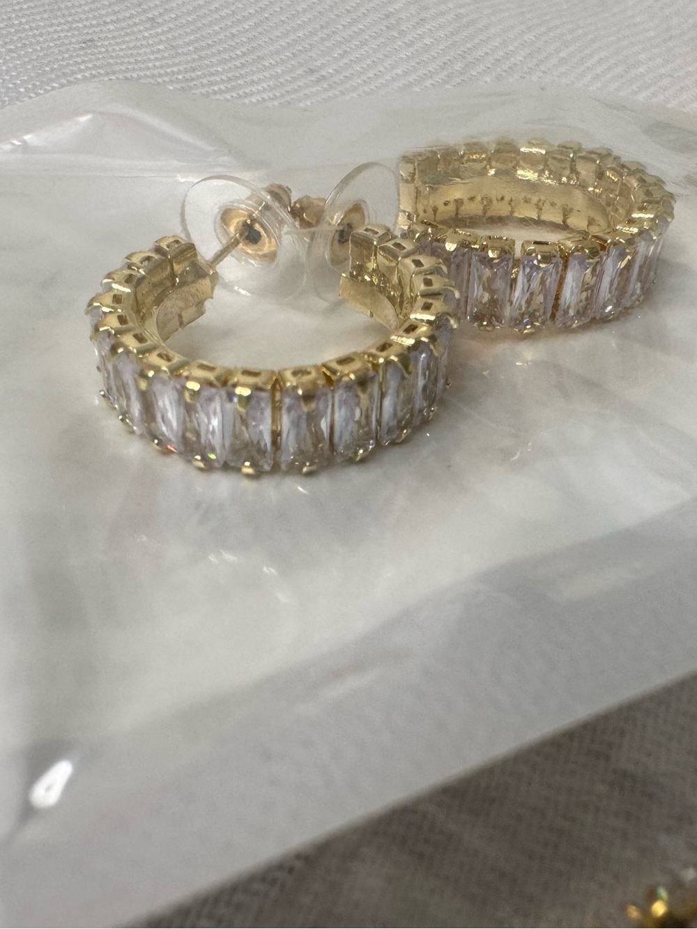 NWT RESELLERS LOT 5 PEICES OF NWT JEWELRY - Picture 8 of 10